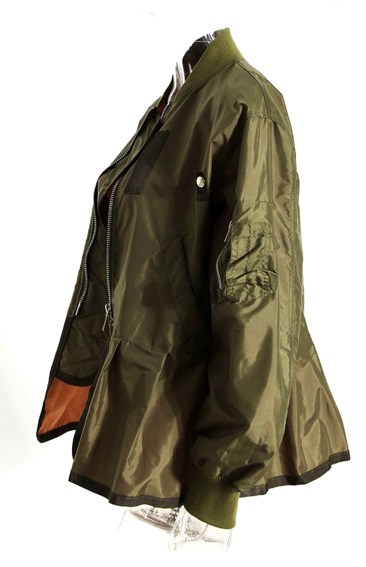 Evelyn Bomber