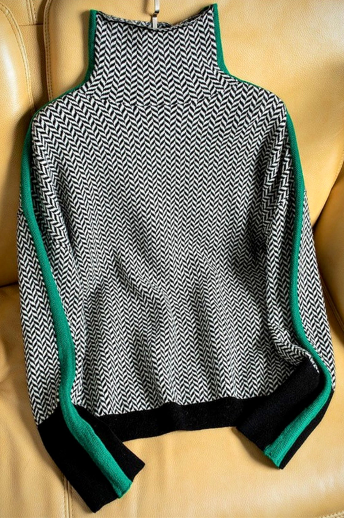 Niani Sweater